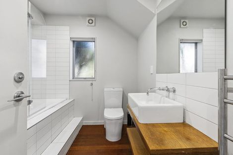 Photo of property in 161a Totara Road, Miramar, Wellington, 6022