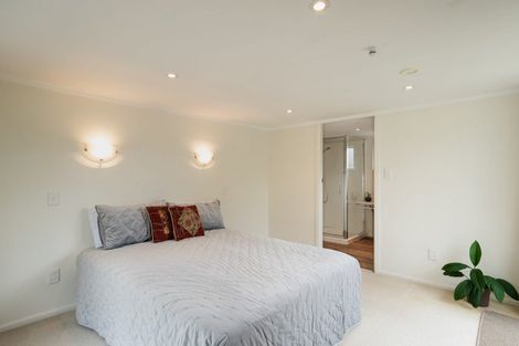 Photo of property in 24a Huia Street, Waikanae, 5036