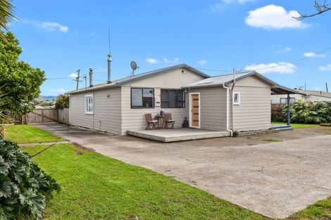 Photo of property in 90 Main Street, Edgecumbe, 3120