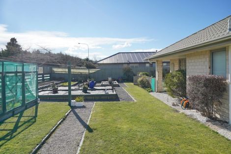 Photo of property in 13 Yellowlees Drive, Kaiapoi, 7630