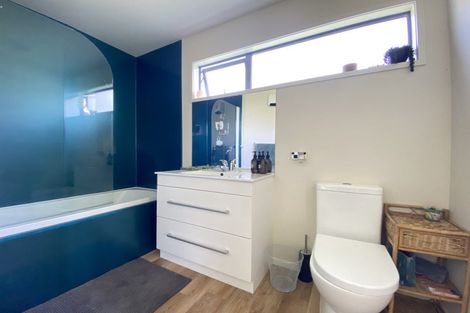 Photo of property in 8 Sylvan Street, Lake Hayes, Queenstown, 9304