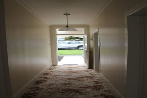 Photo of property in 33 Cardwell Street, Onehunga, Auckland, 1061