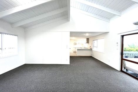 Photo of property in 4/46 Seabrook Avenue, New Lynn, Auckland, 0600