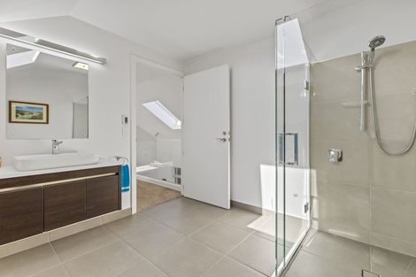 Photo of property in 100 Wingatui Road, Mosgiel, 9024