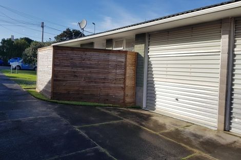 Photo of property in 1/15 Dodson Avenue, Milford, Auckland, 0620