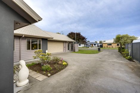 Photo of property in 17 Mcnaughton Place, Onekawa, Napier, 4110