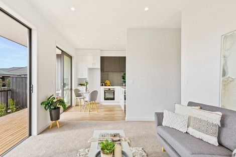 Photo of property in 2/38 Jane Maree Road, Kumeu, 0810