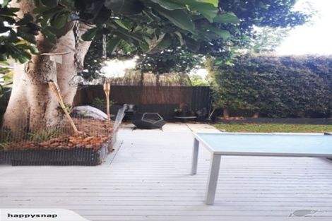 Photo of property in 1/9 Fathom Place, Te Atatu Peninsula, Auckland, 0610