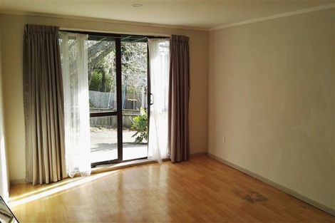 Photo of property in 36 Bond Crescent, Forrest Hill, Auckland, 0620