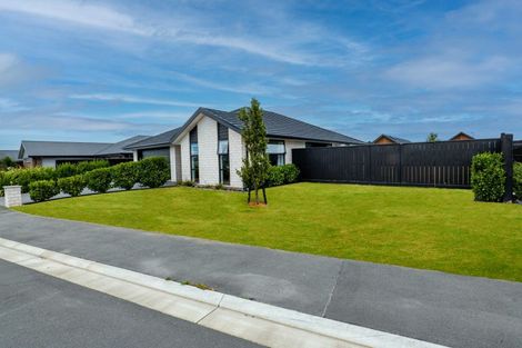 Photo of property in 5 Crest Place, Rolleston, 7615
