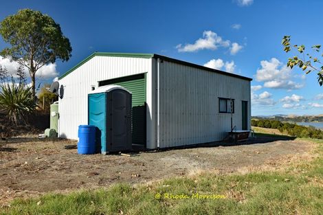 Photo of property in 196 Metcalfe Road, Matakohe, 0593