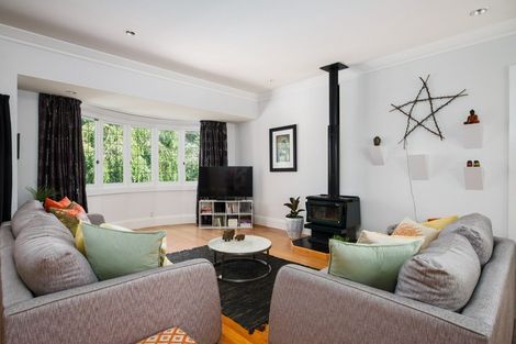 Photo of property in 11 Haronga Road, Inner Kaiti, Gisborne, 4010