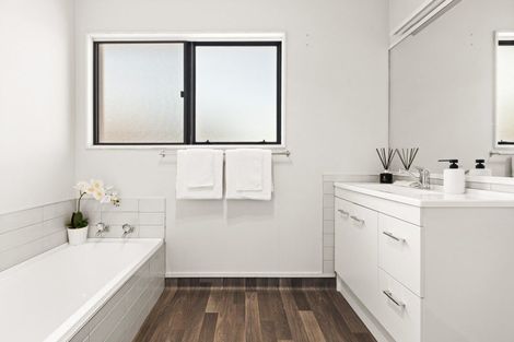 Photo of property in 1/24 Peddie Street, Taradale, Napier, 4112