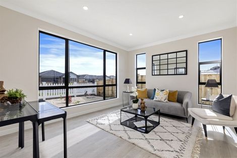 Photo of property in 107 Schoolside Road, Kumeu, 0810