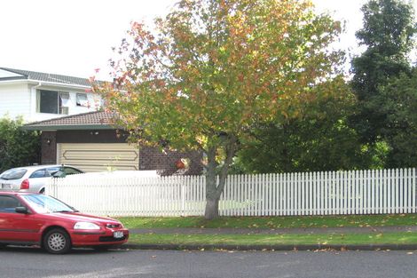 Photo of property in 41 Priestley Drive, Bucklands Beach, Auckland, 2014