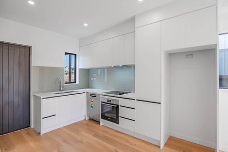 Photo of property in 6/57 Kervil Avenue, Te Atatu Peninsula, Auckland, 0610