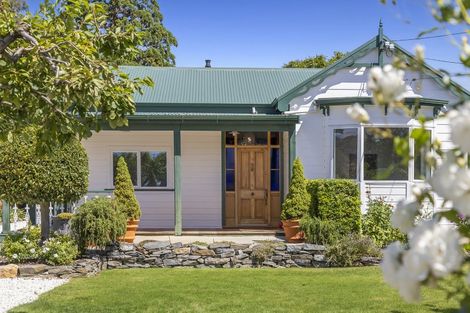 Photo of property in 20 Donegal Street, Cromwell, 9310