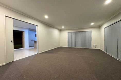 Photo of property in 13 Hansen Place, Takanini, 2112
