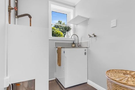 Photo of property in 7a Nathan Place, West End, Palmerston North, 4412