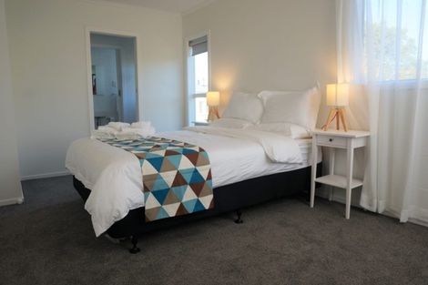 Photo of property in 871 Whangaparaoa Road, Manly, Whangaparaoa, 0930