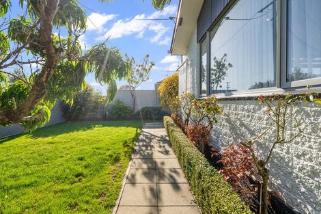 Photo of property in 86 Robertson Street, Gore, 9710
