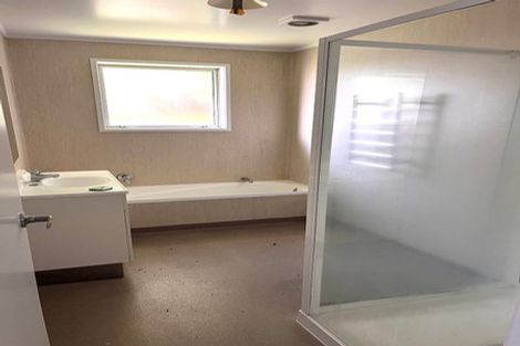 Photo of property in 67h Hastie Avenue, Mangere Bridge, Auckland, 2022