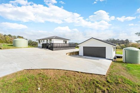 Photo of property in 233 Trigg Road, Kumeu, 0891