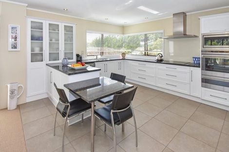 Photo of property in 70 Charles Prevost Drive, The Gardens, Auckland, 2105