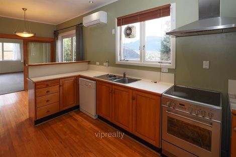 Photo of property in 90 Kawaha Point Road, Kawaha Point, Rotorua, 3010