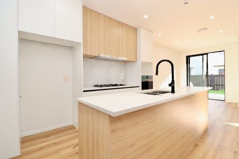 Photo of property in 12 Murray Grey Lane, Karaka, 2580