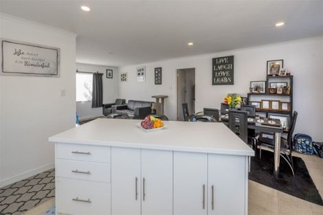 Photo of property in 21 Read Street, Levin, 5510