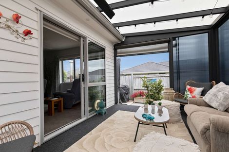 Photo of property in 11 Kamahi Crescent, Papamoa Beach, Papamoa, 3118