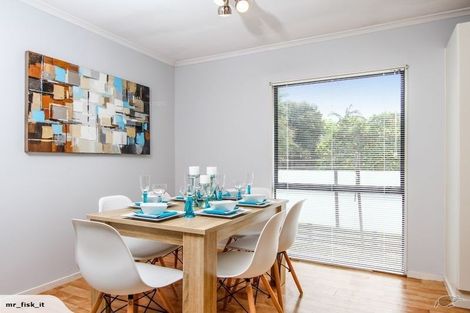 Photo of property in 1 Graham Avenue, Te Atatu Peninsula, Auckland, 0610