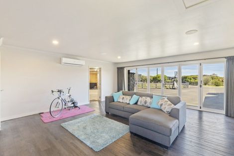 Photo of property in 139 Manutahi Road, Tarurutangi, New Plymouth, 4372