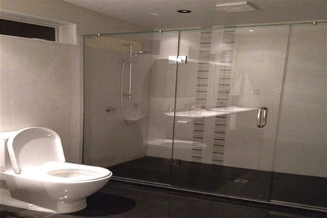 Photo of property in 696 East Coast Road, Pinehill, Auckland, 0632