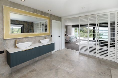 Photo of property in 26 Estuary Views, Shelly Park, Auckland, 2014