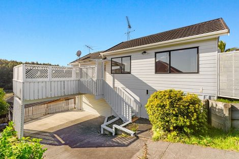 Photo of property in 1/13a Kitewao Street, Northcote, Auckland, 0627