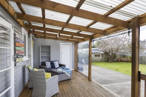 Photo of property in 28 Hair Street, Marton, 4710