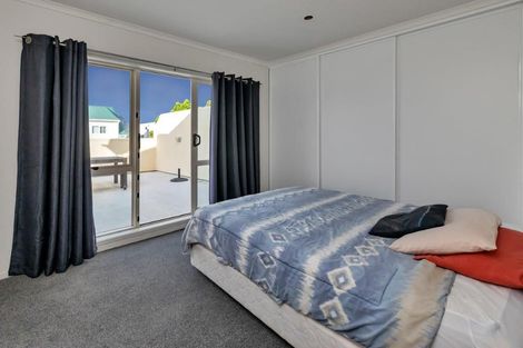 Photo of property in 16a Bermuda Place, One Tree Point, 0118