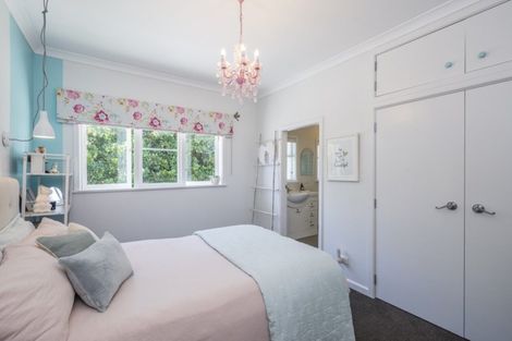 Photo of property in 17 Douglas Street, Paraparaumu Beach, Paraparaumu, 5032