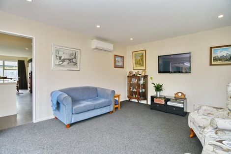 Photo of property in 27 Carmichael Street, Rangiora, 7400