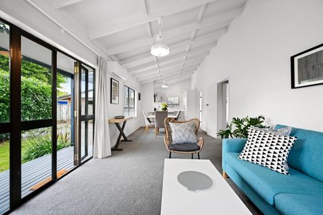 Photo of property in 15 Herbert Road, Queenwood, Hamilton, 3210