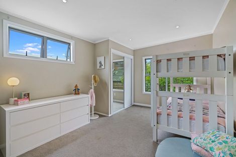 Photo of property in 9 Wendell Place, Greenlane, Auckland, 1061