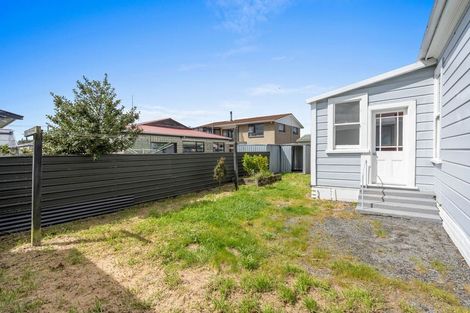 Photo of property in 61 Wesley Street, South Dunedin, Dunedin, 9012