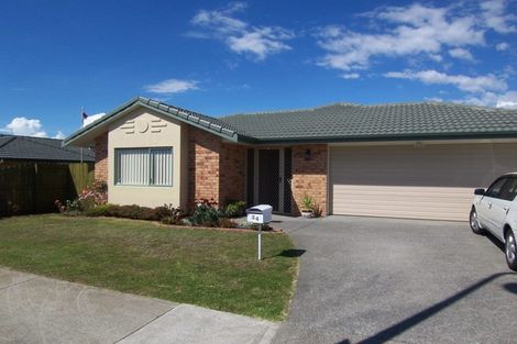 Photo of property in 34 Tussock Avenue, Mangere, Auckland, 2022