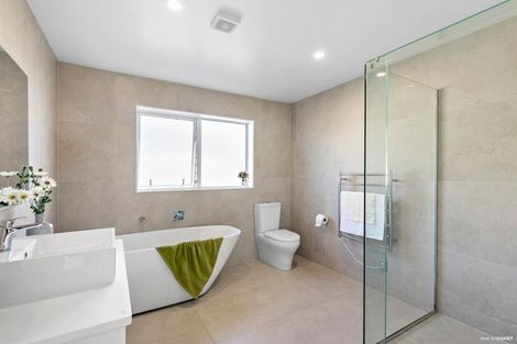 Photo of property in 63 Wainui Road, Silverdale, 0932