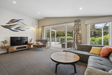 Photo of property in 9 Pukerua Beach Road, Pukerua Bay, 5026