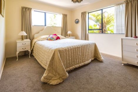 Photo of property in 188 Cook Street, Howick, Auckland, 2014