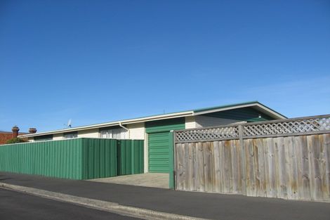 Photo of property in 14 Winston Place, Kew, Dunedin, 9012