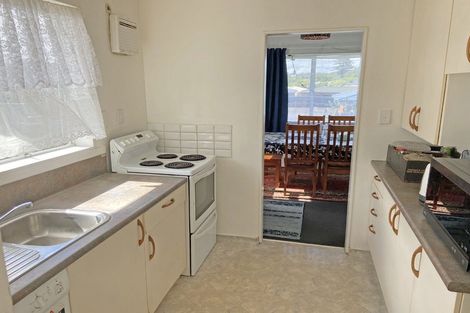 Photo of property in 1/35 Clemow Road, Fitzroy, New Plymouth, 4312